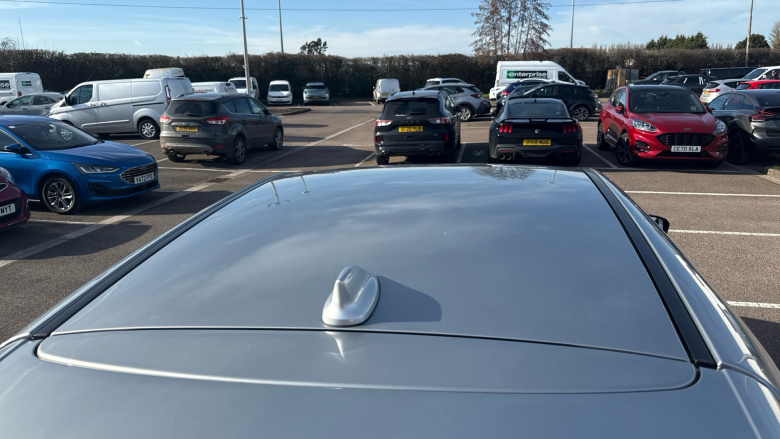 Nissan Qashqai 1.3 DiG-T Acenta Premium 5dr Petrol Hatchback